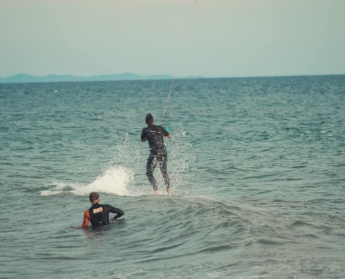 kitesurfen, ulcinj, velika plaza, kiteschule, kiteriders, kitesurfing, kiteboarding